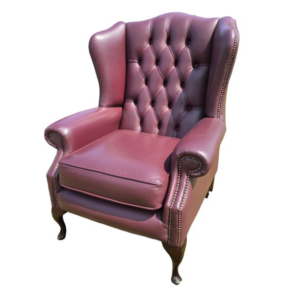 Eredeti Angol Chesterfield Queen Anne füles bőr fotel